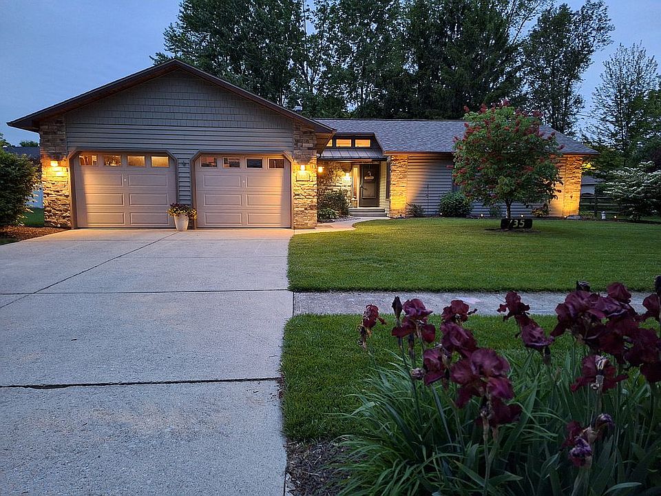 2nd image of 735 McKinley Dr