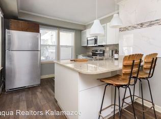 1400 Midland Dr, Hickory Corners, MI 49060