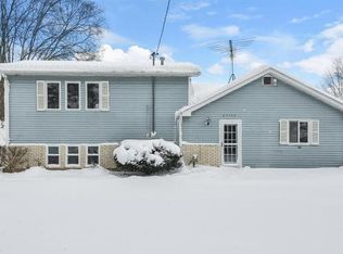 27723 29th St, Gobles, MI 49055