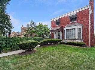 8610 S Rhodes Ave, Chicago, IL 60619