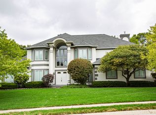 6140 Whitetail Run, Greenwood, IN 46143