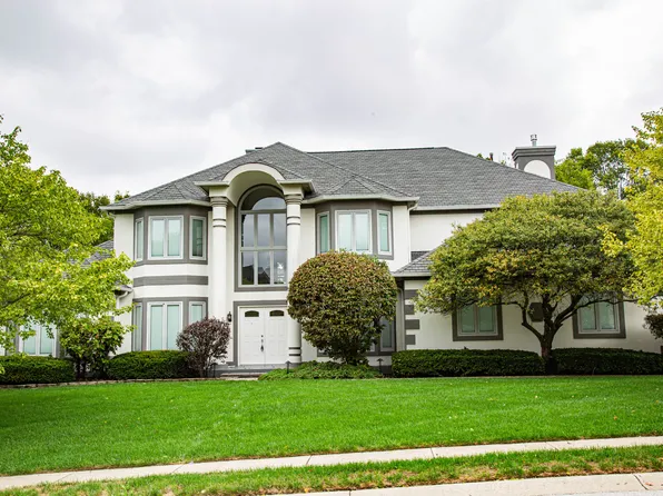 6140 Whitetail Run, Greenwood, IN 46143