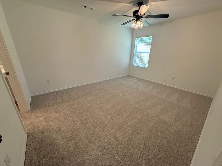 1028 Raven Walk Dr — Photo 4