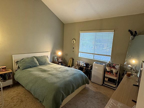 2nd image of 2375 Elden Ave APT A1