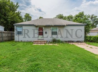 1927 W Irving St, Wichita, KS 67213