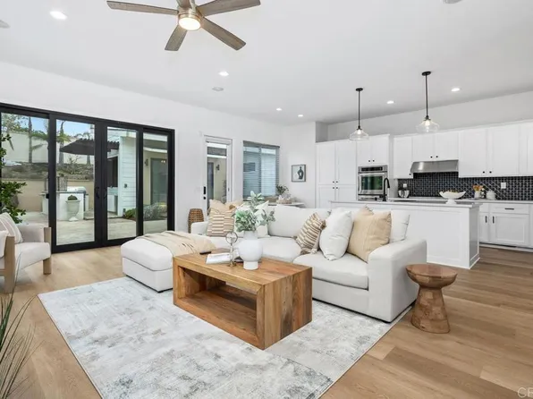 1738 Oriole Ct, Carlsbad, CA 92011