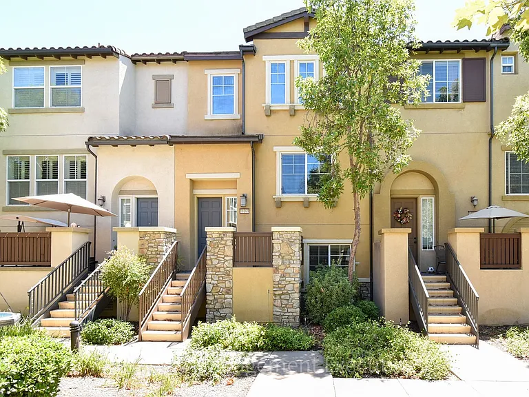 10160 Star Magnolia Ln — Photo 1