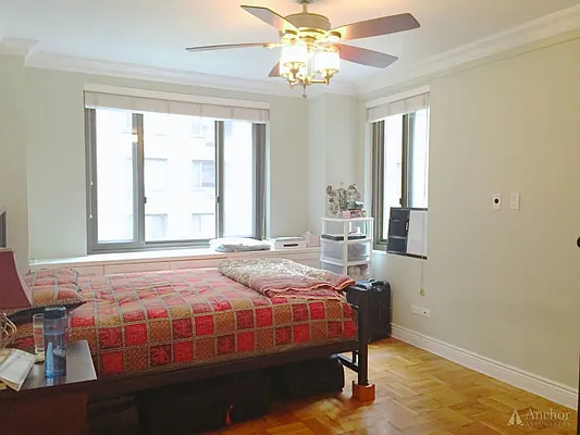 Rented by Anchor Associates | media 13