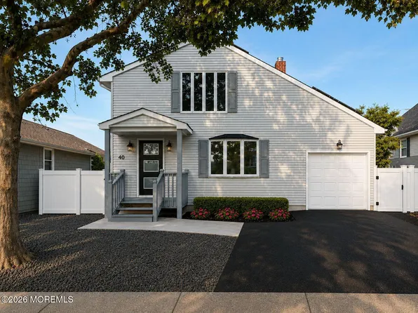 40 Osprey Drive, Toms River, NJ 08753