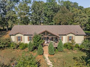 292 Kinship Ln, McMinnville, TN 37110