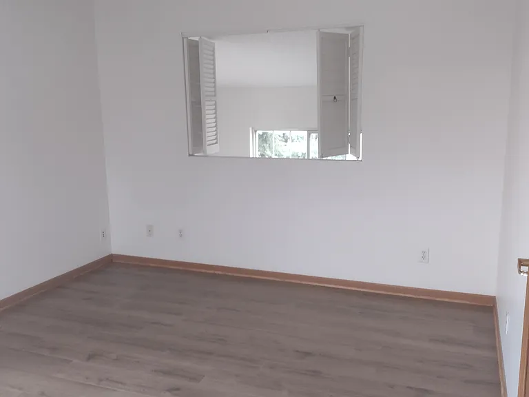 744 Gettysburg Dr #4 — Photo 14