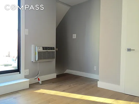 Rented by Compass | media 12