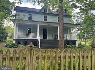 1016 Engle Molers Rd, Harpers Ferry, WV 25425