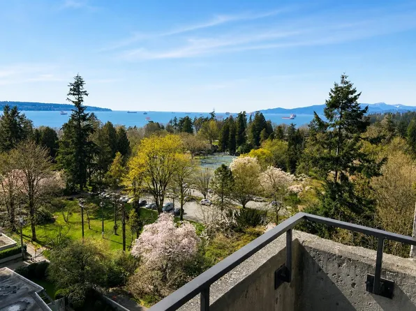 2077 Nelson St #1203, Vancouver, BC V6G 2Y2