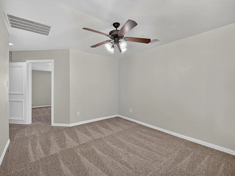 1145 Pedernales Trl — Photo 22