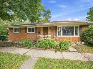 204 Edgewood Pl, Ferndale, MI 48220