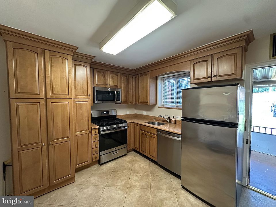 2nd image of 4122 16th St NW