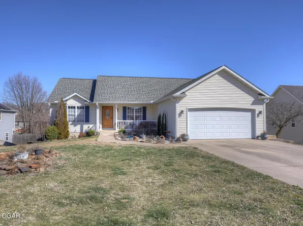 403 Ashmore Dr, Carl Junction, MO 64834