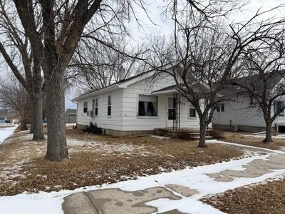 1200 S Rowley St, Mitchell, SD, 57301