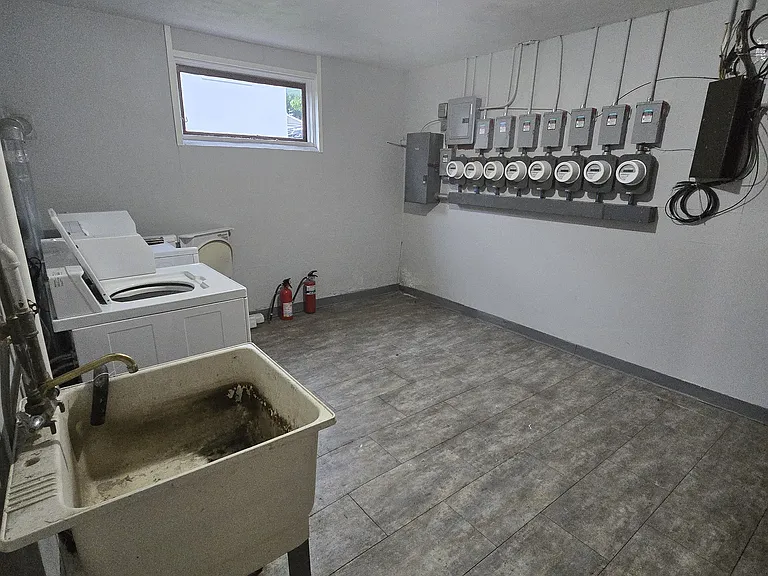 1707 Thomas Ave W #4 — Photo 15