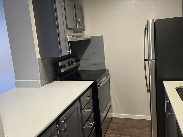Arbor Woods Apartments — Photo 16