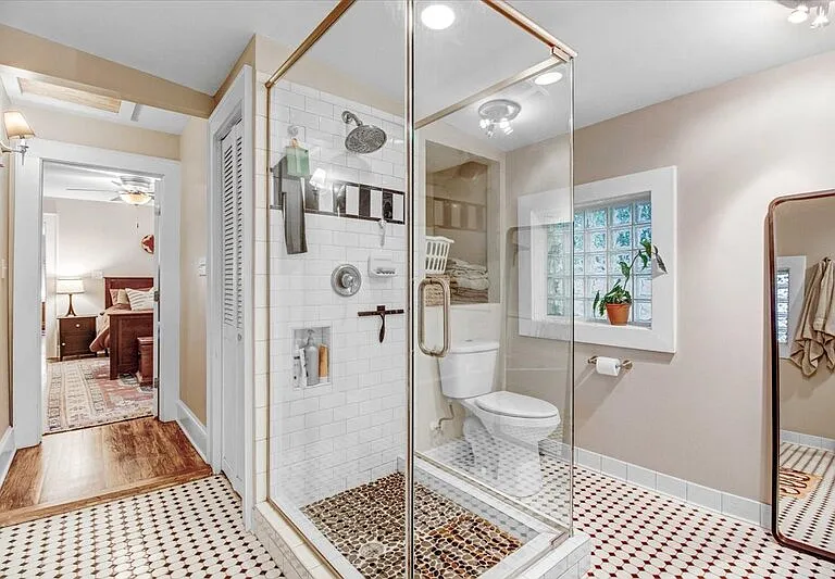 510 Carlton Ave — Photo 12
