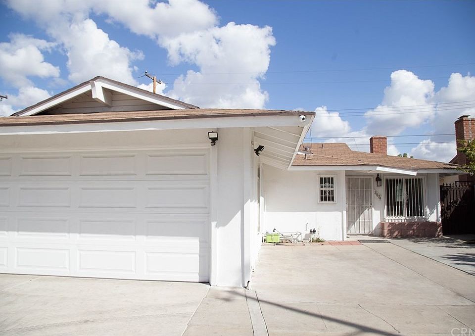 1st image of 3834 Loma Ln