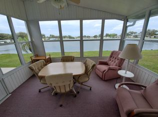 6049 Spring Lake Cir, Zephyrhills, FL 33540