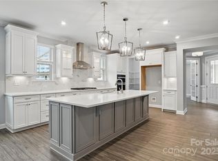 9657 Liberty Hill Dr, Mint Hill, NC 28227