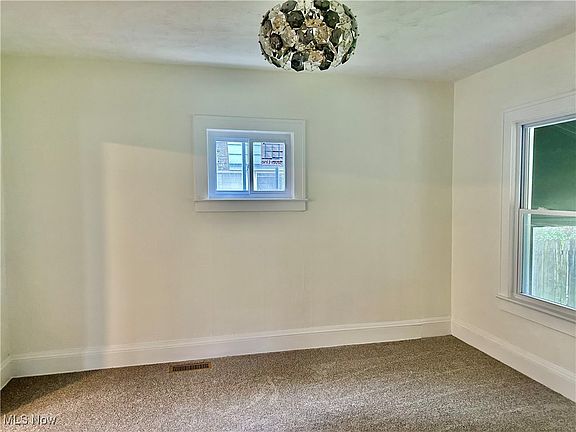 5th image of 3667 E 133rd St