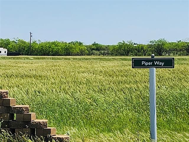 1st image of Piper Way