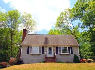 31 Reilly Ave, Blackstone, MA 01504
