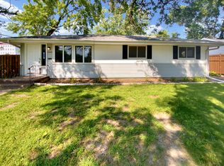 2216 Dixon Dr, Bloomington, MN 55431