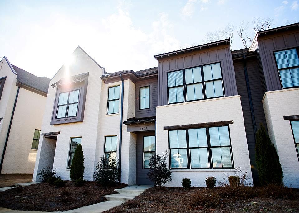 1st image of 1793 Reserve Loop