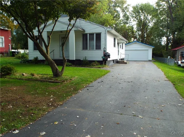 129 Medford Rd, Syracuse, NY 13211