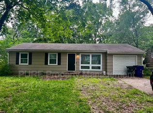 2015 Clifton Ct, Lawrence, KS 66046