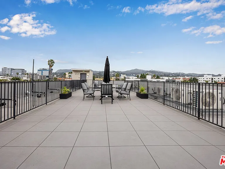 5657 Virginia Ave #202 — Photo 17