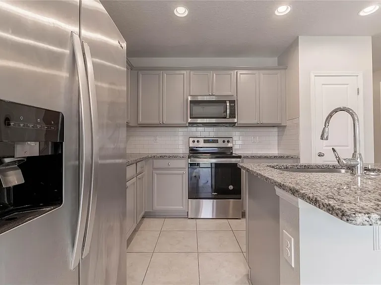515 Taft Dr — Photo 6