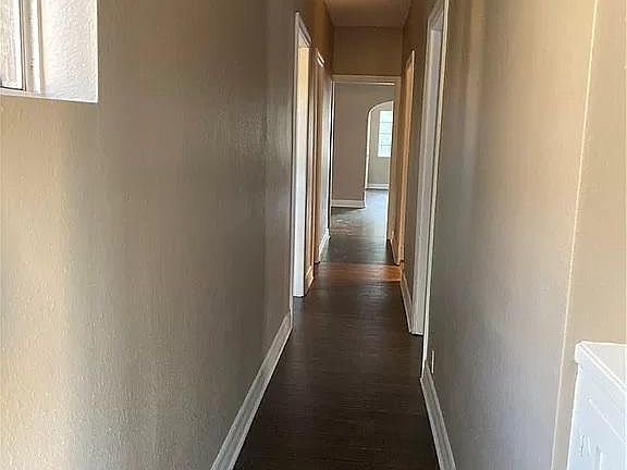 4th image of 2944 Kenwood Ave