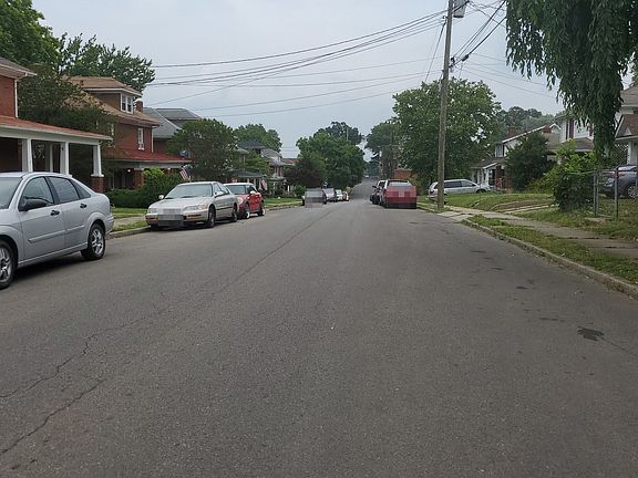 4th image of 719 Montrose Ave SE