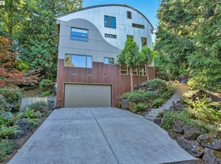 315 SW 48th Dr, Portland, OR 97221