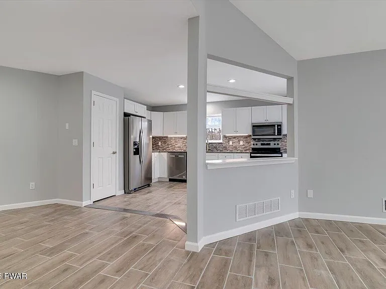 502 Carrock Way — Photo 14