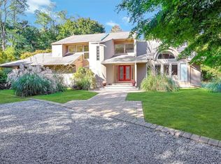 1948 Wading River Manor Rd, Wading River, NY 11792