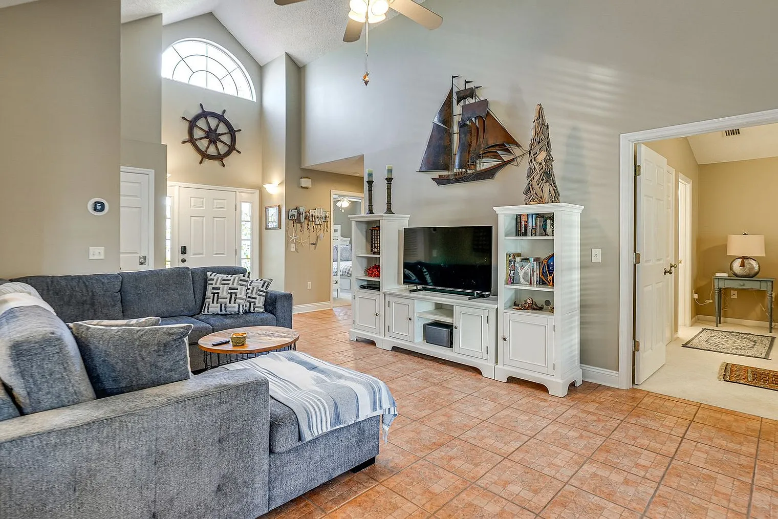 2 bed, 2.0 bath, 1065 sqft, $3,183 — Photo 1