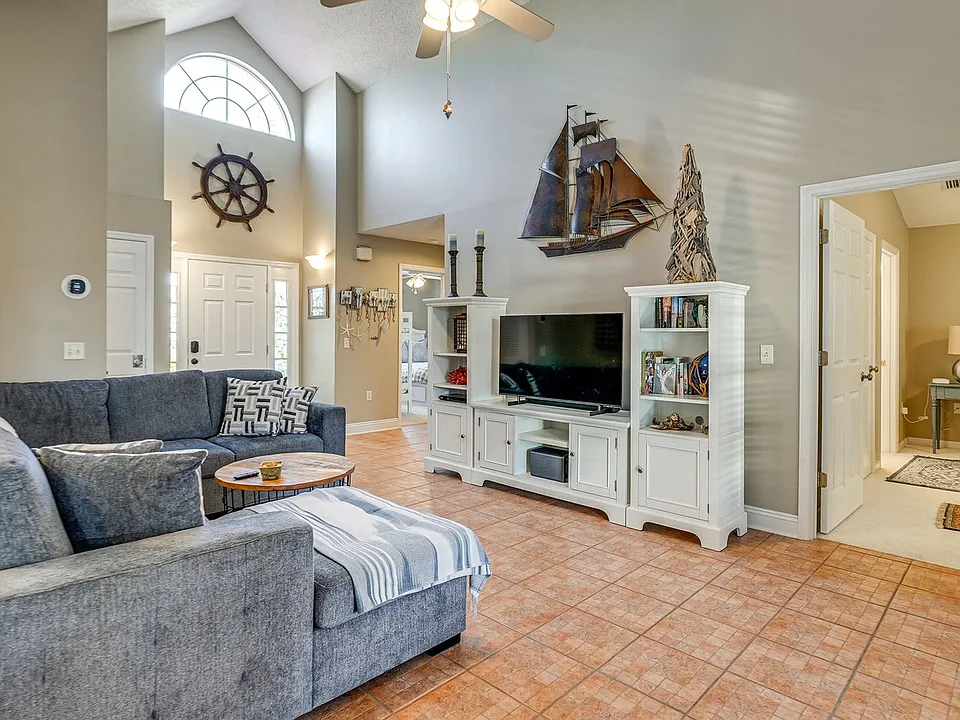 21405 Palm Ave #ID1546264P
