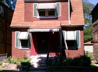 8926 S Dauphin Ave, Chicago, IL 60619