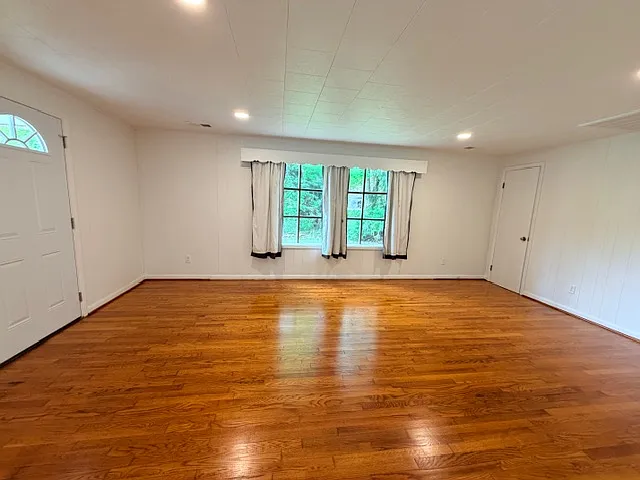 3617 Littlestown Pike — Photo 14
