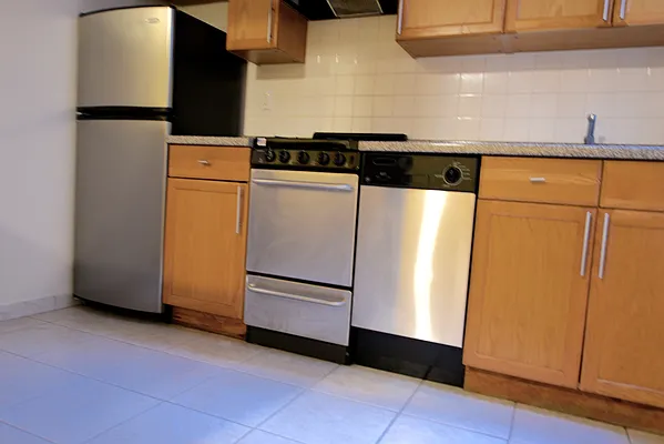 Rented by Nolita Group | media 9