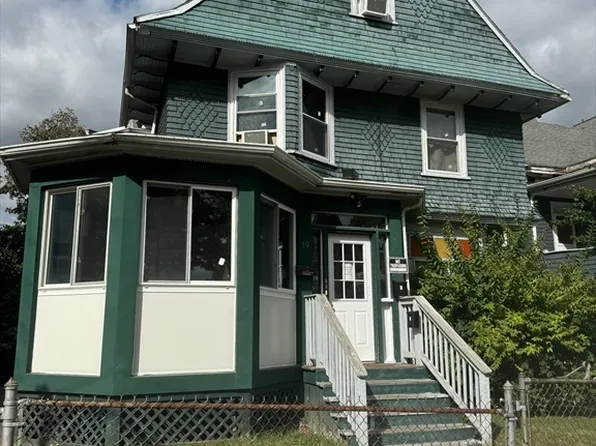 19 Bradshaw St, Dorchester, MA 02121
