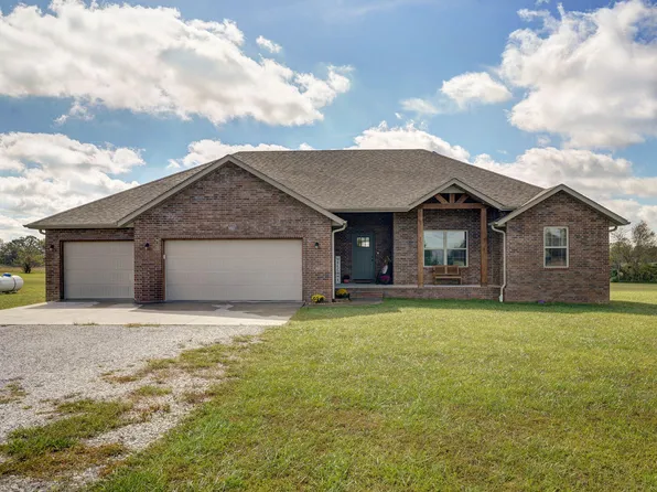 352 Maria Road, Clever, MO 65631